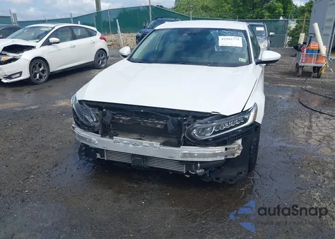 2021 Honda Accord Lx z USA, uszkodzony, nr VIN 1HGCV1F18MA012855